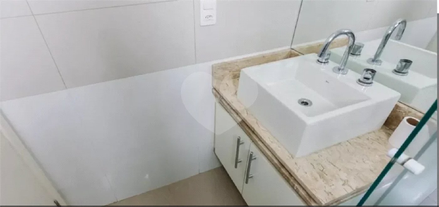 Apartamento à venda com 3 suítes em Santana, São Paulo, SP