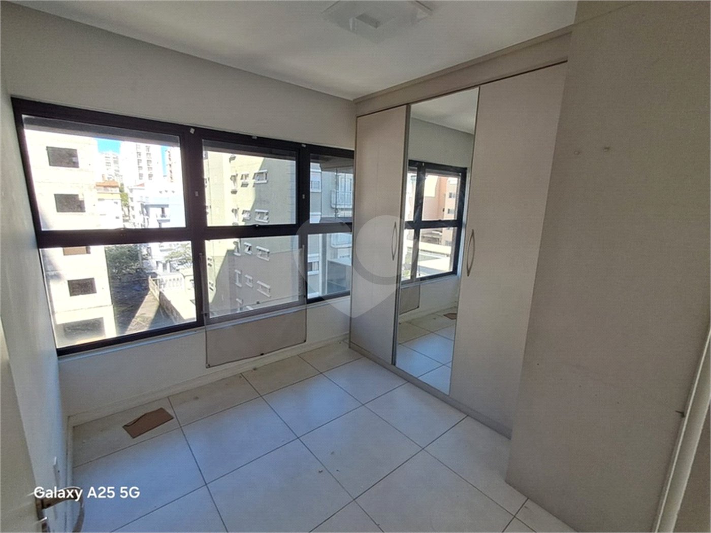 Apartamento à venda com 2 quartos, sendo 1 suíte,  em Parque Campolim, Sorocaba, SP