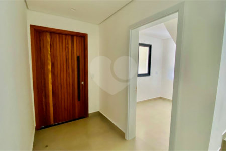 Casa à venda com 3 suítes no condomínio Vale das Aguas, Bragança Paulista - SP