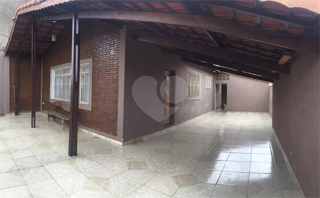 Casa à venda com 3 quartos, sendo 1 suíte,  em Recreio Estoril, Atibaia, SP