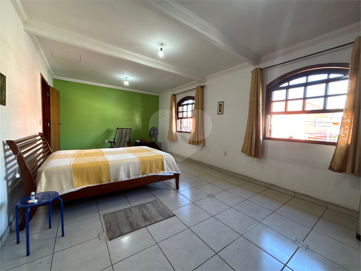 Casa à venda com 3 quartos, sendo 1 suíte, em Vila Galvão, Guarulhos, SP
