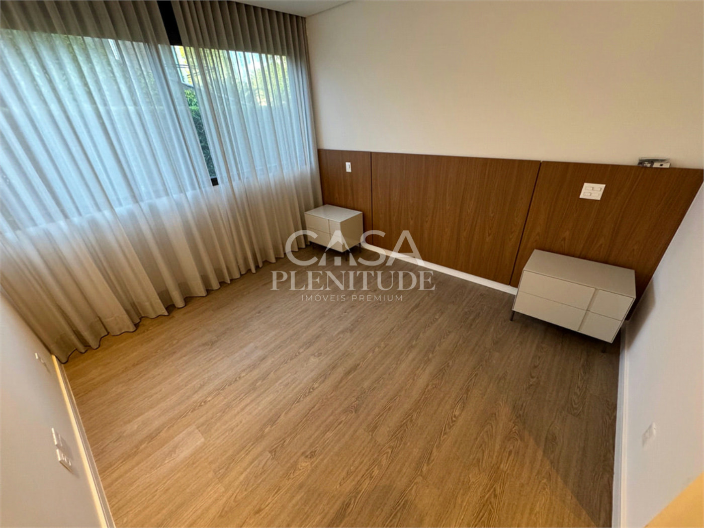 Casa em condomínio à venda ou para alugar com 4 suítes em Chácara Santa Terezinha, Araçoiaba da Serra, SP