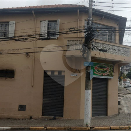 Sobrado à venda com 4 quartos em Calmon Viana, Poá, SP