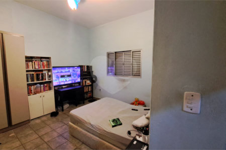 Casa à venda com 4 quartos, sendo 1 suíte, no Centro, Sorocaba, SP