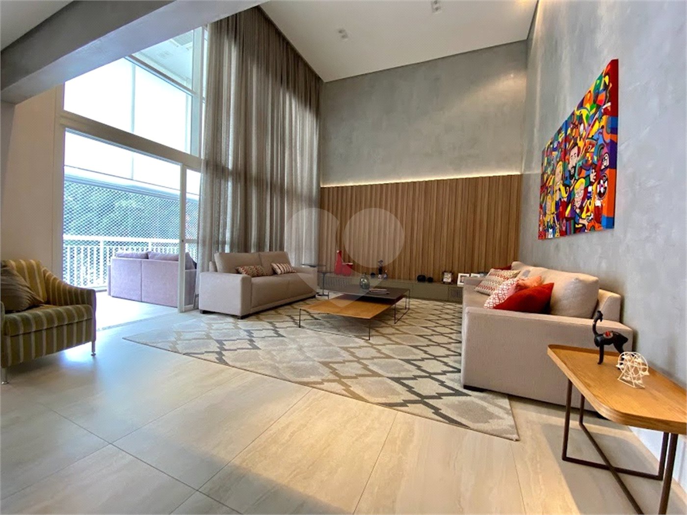 Apartamento à venda com 3 suítes em Vila Suzana, São Paulo, SP
