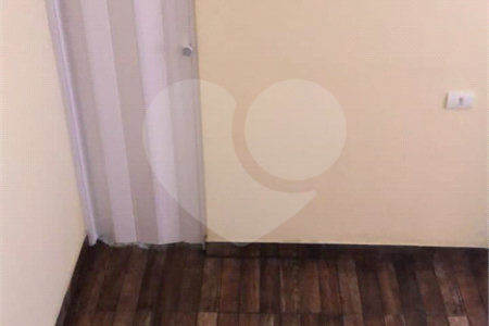 Casa à venda com 8 quartos no condomínio Quaresmeira, Suzano - SP
