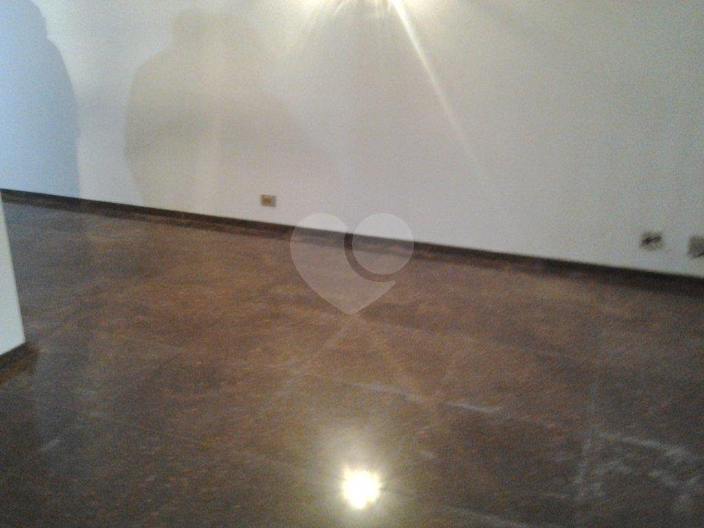 Sobrado à venda com 4 quartos, sendo 1 suíte, em Palmas do Tremembé, São Paulo, SP