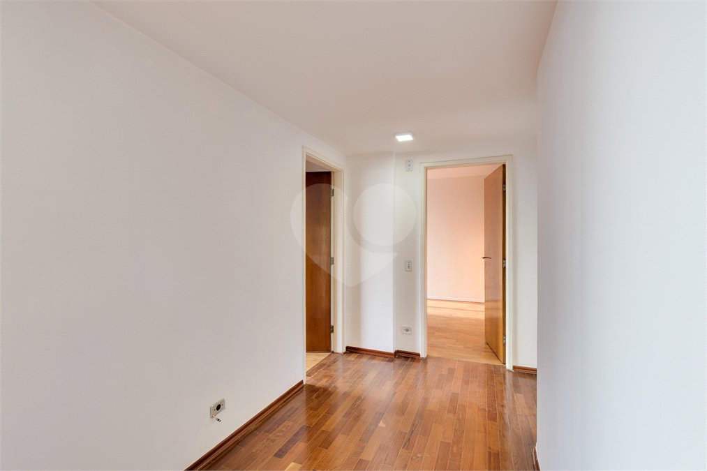 Apartamento à venda com 4 quartos, sendo 1 suíte, em Chácara Santo Antônio, São Paulo, SP