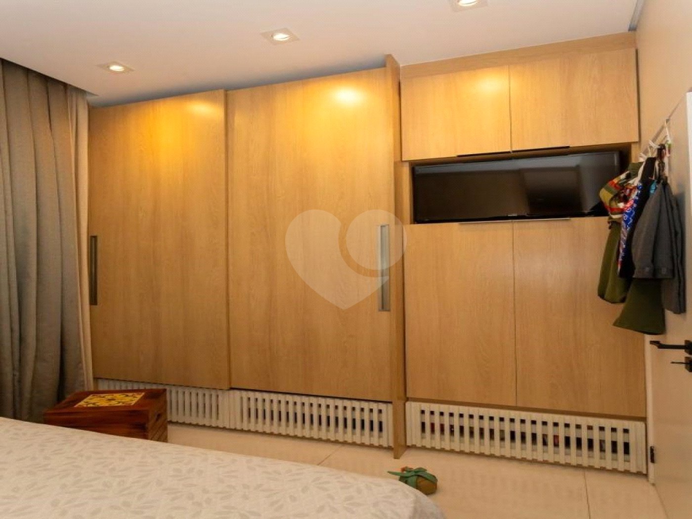 Apartamento à venda com 2 quartos, sendo 1 suíte,  em Cambuci, São Paulo, SP