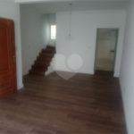 Casa de Vila à venda com 4 quartos, sendo 1 suíte, em Vila Olímpia, São Paulo, SP