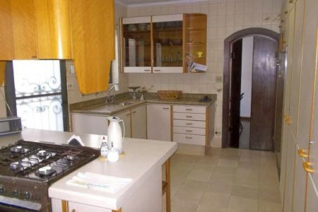 Sobrado à venda com 4 quartos, sendo 2 suítes,  em Jardim Leonor, São Paulo, SP