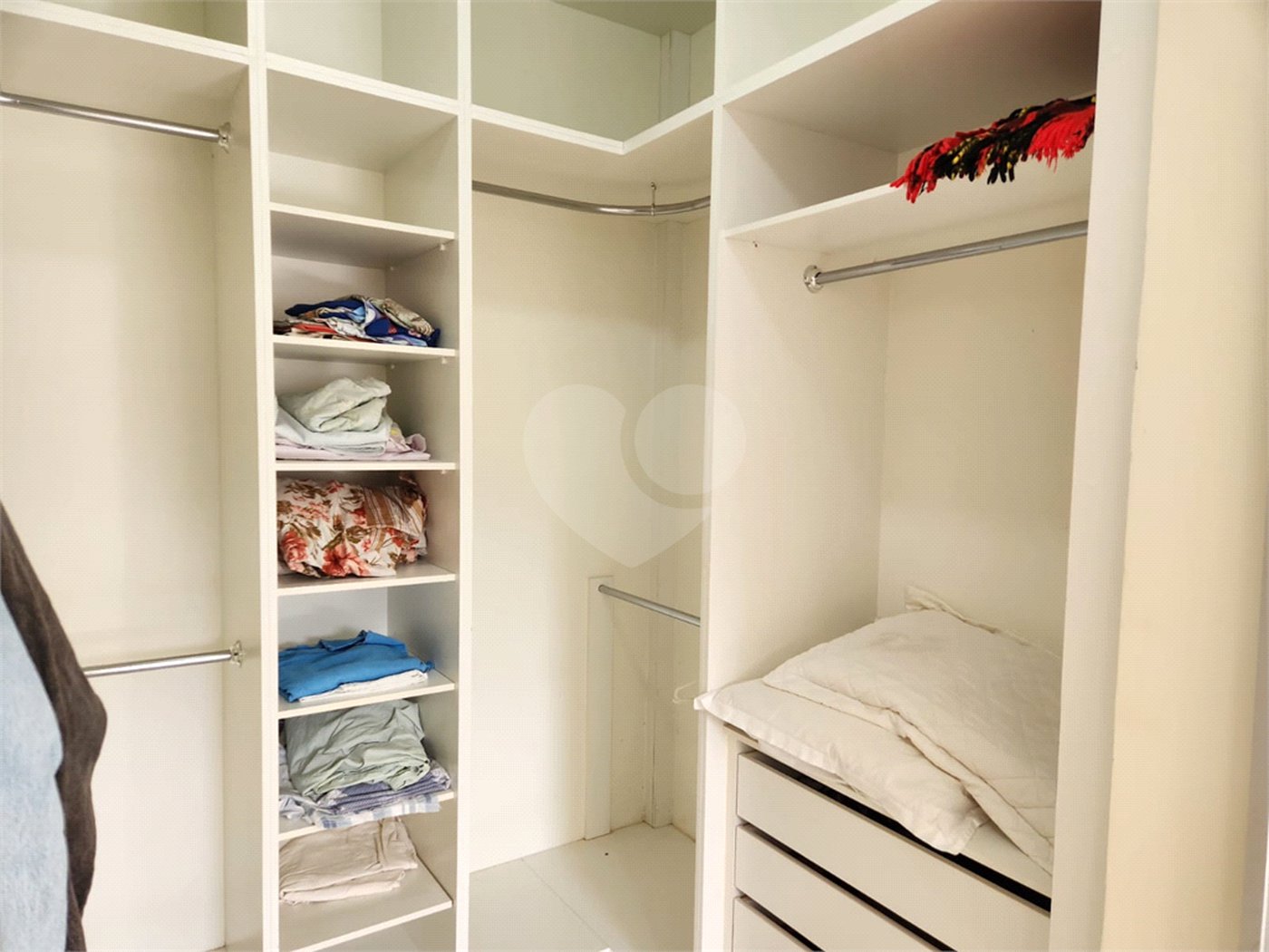 Casa à venda ou para alugar com 3 quartos, sendo 1 suíte, em Jardim Primavera, Araraquara, SP