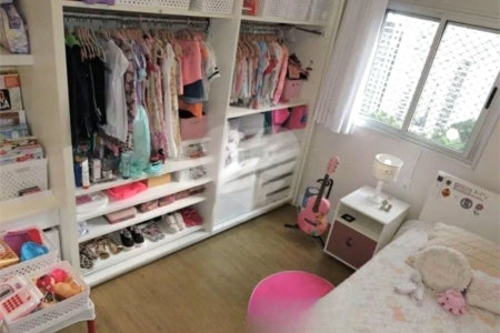 Cobertura para alugar com 4 quartos, sendo 3 suítes,  em Vila Morse, São Paulo, SP