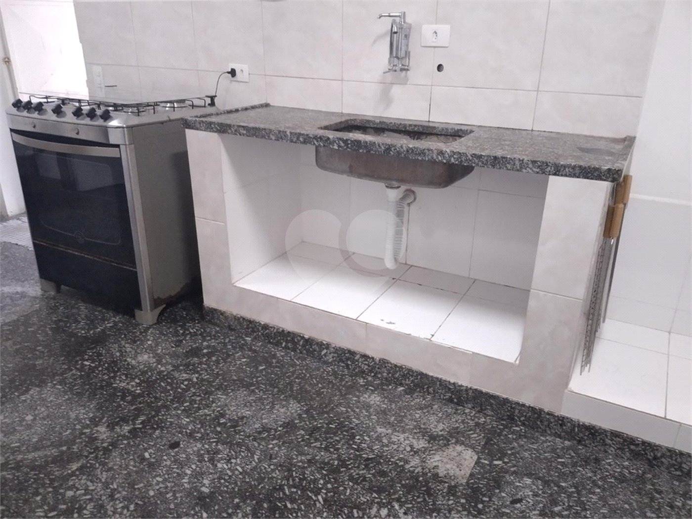 Sobrado à venda com 3 quartos em Vila Cordeiro, São Paulo, SP