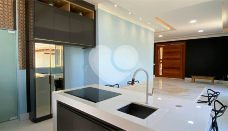 Casa à venda com 4 suítes em Orla Norte, Porto Seguro, BA