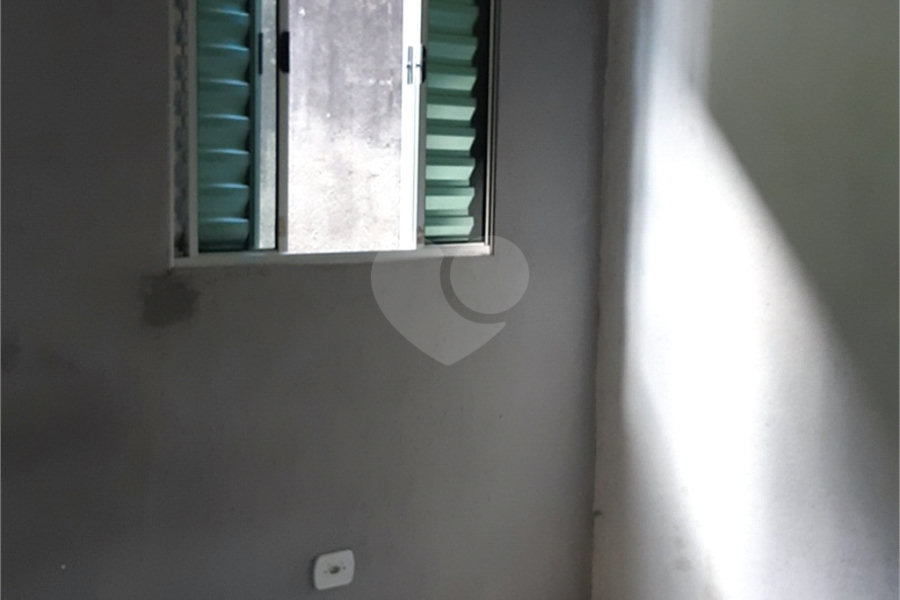 Sobrado à venda com 20 quartos em Jardim Peri, São Paulo, SP