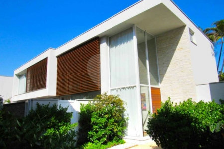 Casa à venda com 4 suítes no condomínio Bauhaus, São Paulo - SP