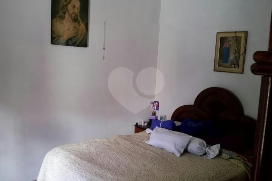 Casa à venda com 3 quartos em Horto, São Paulo, SP