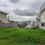 Terreno à venda no condomínio Bosque dos Cambarás, Valinhos - SP