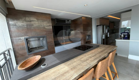Apartamento à venda com 3 suítes em Santa Teresinha, São Paulo, SP