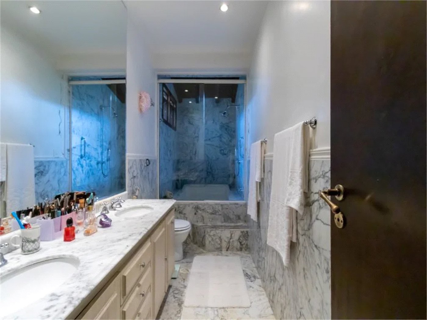 Casa à venda ou para alugar com 4 quartos, sendo 3 suítes, em Lapa, São Paulo, SP