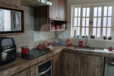 Casa à venda com 2 quartos, sendo 1 suíte,  no condomínio Aruã, Mogi das Cruzes - SP