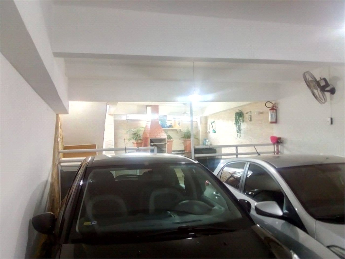Sobrado à venda com 3 suítes em Itaquera, São Paulo, SP
