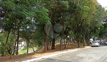 Casa à venda com 3 quartos em Vila Romero, São Paulo, SP