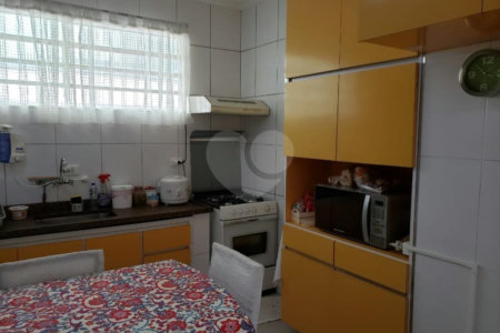 Casa à venda com 3 quartos em Vila Tiradentes, São Paulo, SP