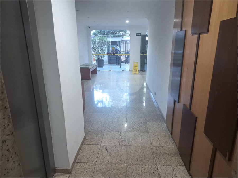 Apartamento à venda com 2 quartos em Vila Madalena, São Paulo, SP