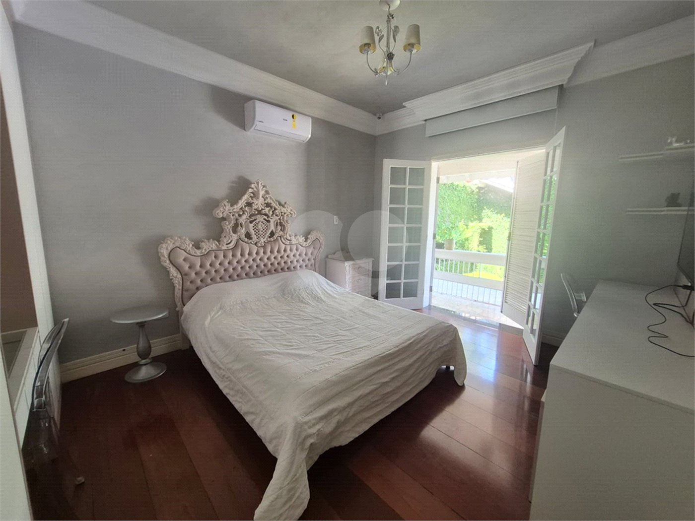 Casa à venda com 5 suítes no condomínio Associação Reserva das Hortênsias, Mairiporã - SP