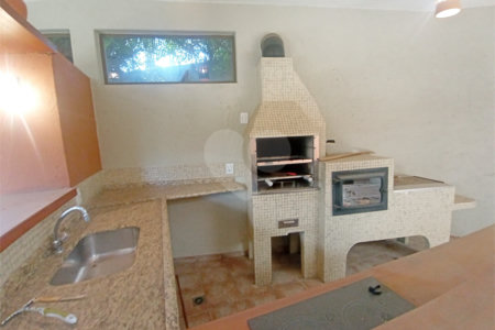 Casa à venda com 3 quartos, sendo 1 suíte,  no condomínio Estância Marambaia, Vinhedo - SP