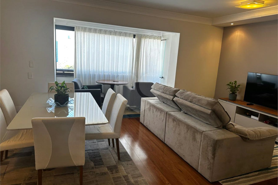 Apartamento à venda com 3 quartos, sendo 1 suíte, em Santana, São Paulo, SP
