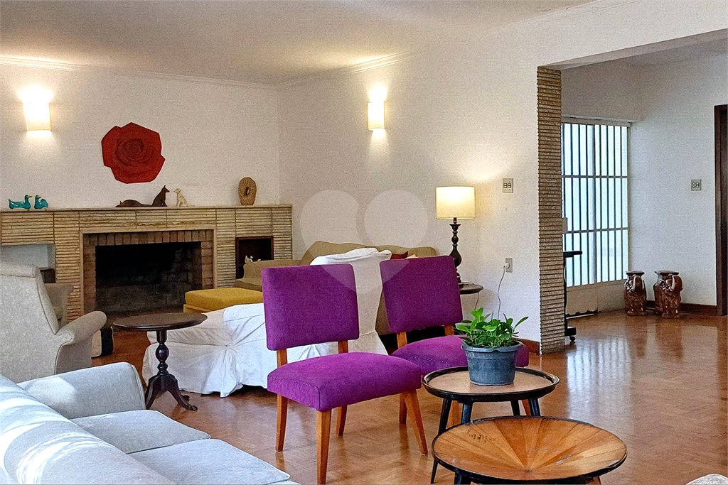 Casa Térrea à venda com 4 quartos, sendo 1 suíte,  em Brooklin Velho, São Paulo, SP