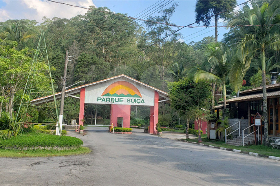 Terreno à venda no condomínio Parque Suiça, Caieiras - SP