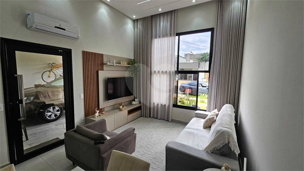 Casa à venda com 3 suítes no condomínio Mantova, Indaiatuba - SP