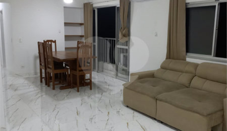 Apartamento à venda com 3 quartos, sendo 1 suíte,  em Tortuga, Guarujá, SP