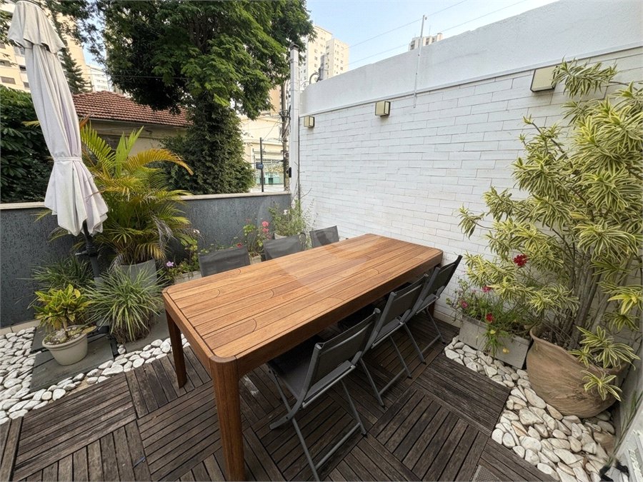 Casa à venda com 3 quartos, sendo 1 suíte, em Brooklin Paulista, São Paulo, SP