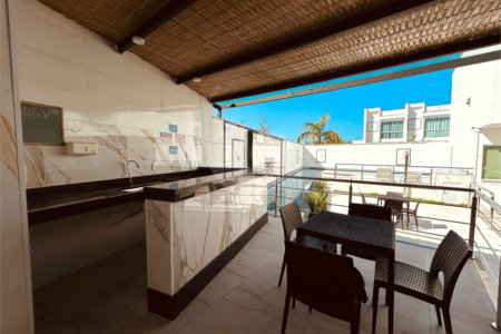 Apartamento à venda com 2 suítes, em Taperapuan, Porto Seguro, BA