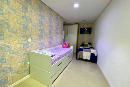 Sobrado à venda com 3 quartos, sendo 2 suítes, em Vila Maria Alta, São Paulo, SP