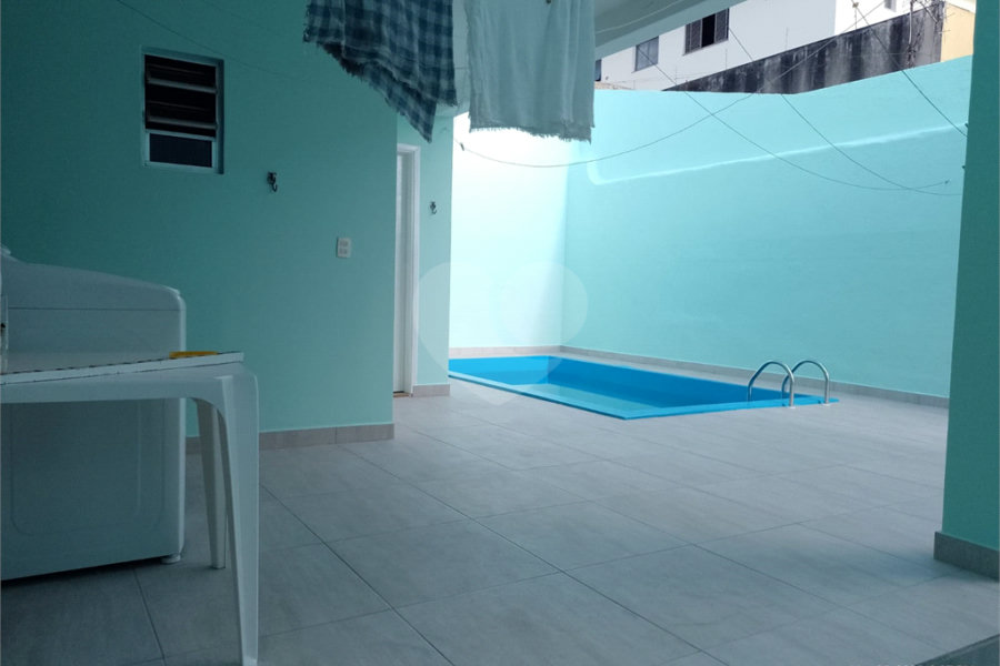 Casa à venda com 3 quartos, sendo 1 suíte, em Vila Rosalia, Guarulhos, SP