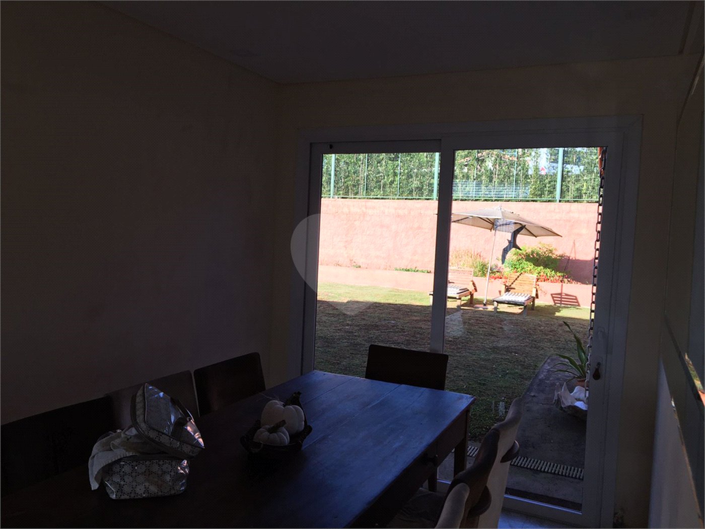 Casa à venda com 3 suítes no condomínio Suíça da Cantareira, Mairiporã - SP