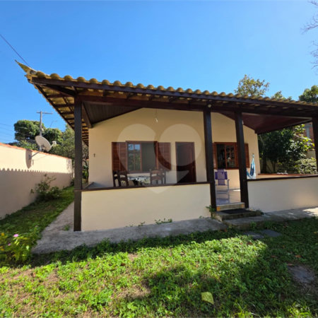 Casa à venda com 2 quartos, sendo 1 suíte, em Tucuns, Armação dos Búzios, RJ