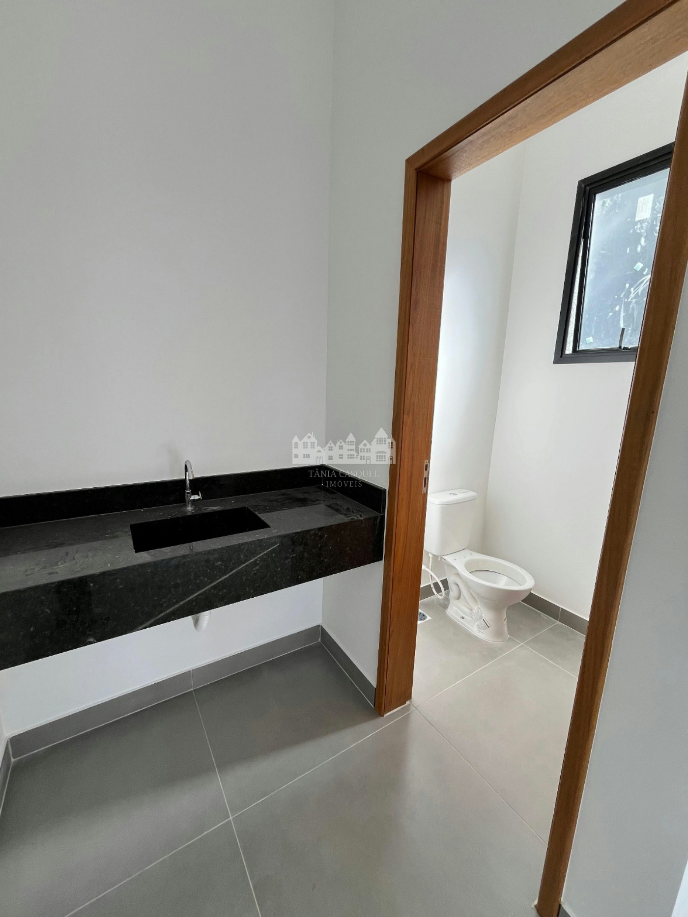 Casa à venda com 3 suítes no condomínio Buona Vita Gold, Atibaia - SP