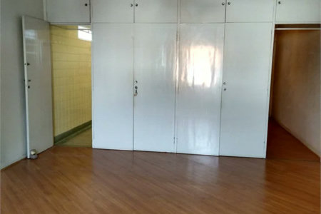 Casa à venda com 3 quartos, sendo 1 suíte, em Vila Madalena, São Paulo, SP