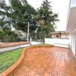 Sobrado à venda ou para alugar com 4 suítes em Granja Julieta, São Paulo, SP
