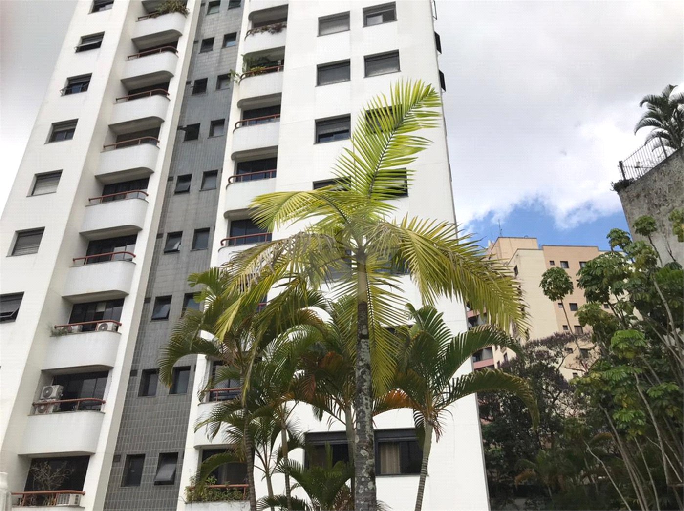 Apartamento à venda com 2 quartos, sendo 1 suíte, em Vila Andrade, São Paulo, SP