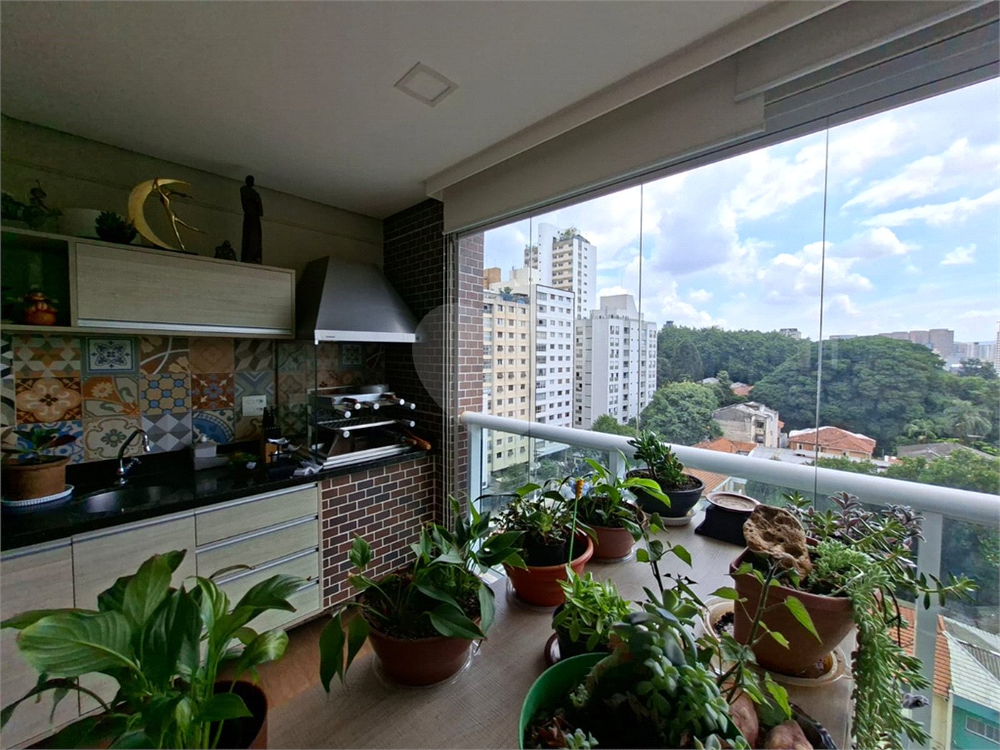 Apartamento à venda com 4 quartos, sendo 3 suítes,  em Perdizes, São Paulo, SP