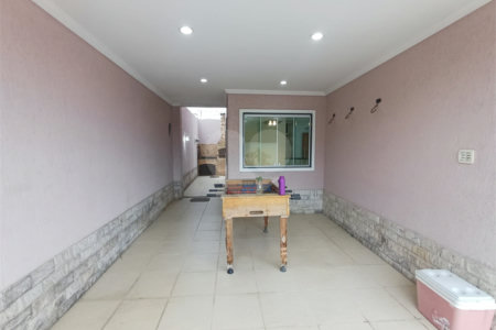 Casa à venda com 3 quartos, sendo 2 suítes, no condomínio Village da Posse, Rio de Janeiro - RJ