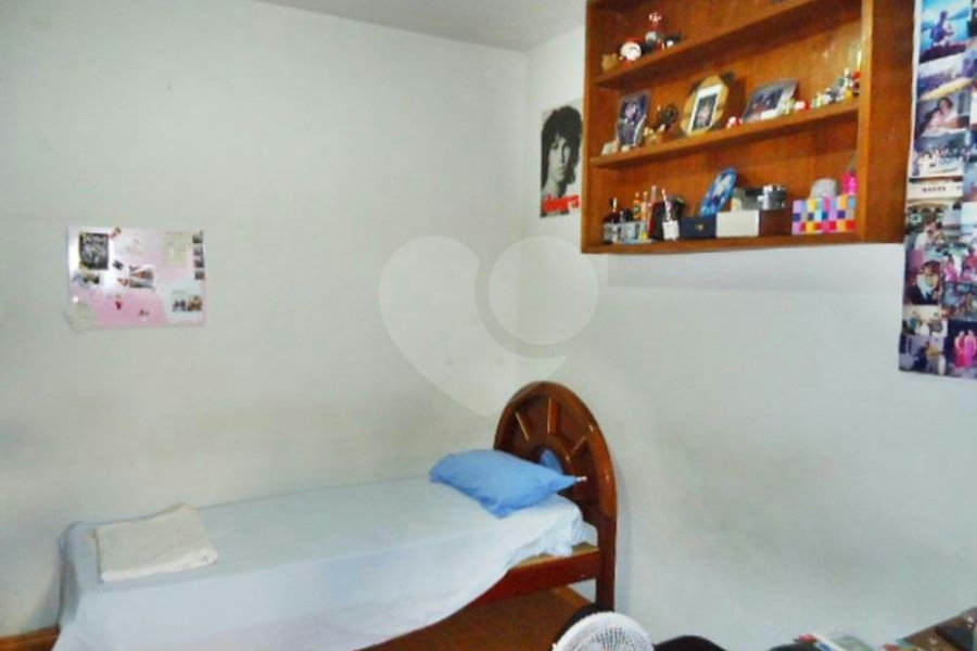 Sobrado à venda com 3 quartos em Jardim Peri, São Paulo, SP